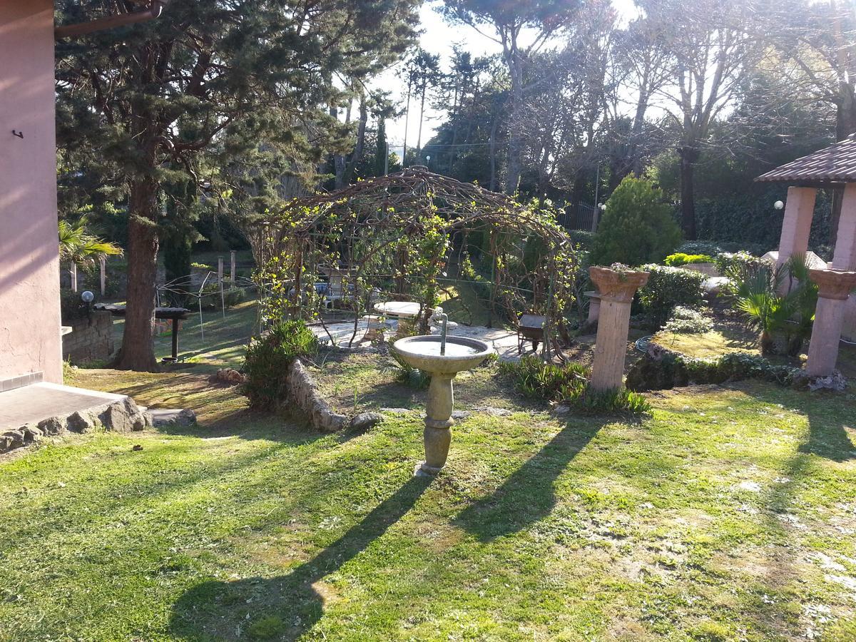 Villa di Christian e Michelle Roma Esterno foto